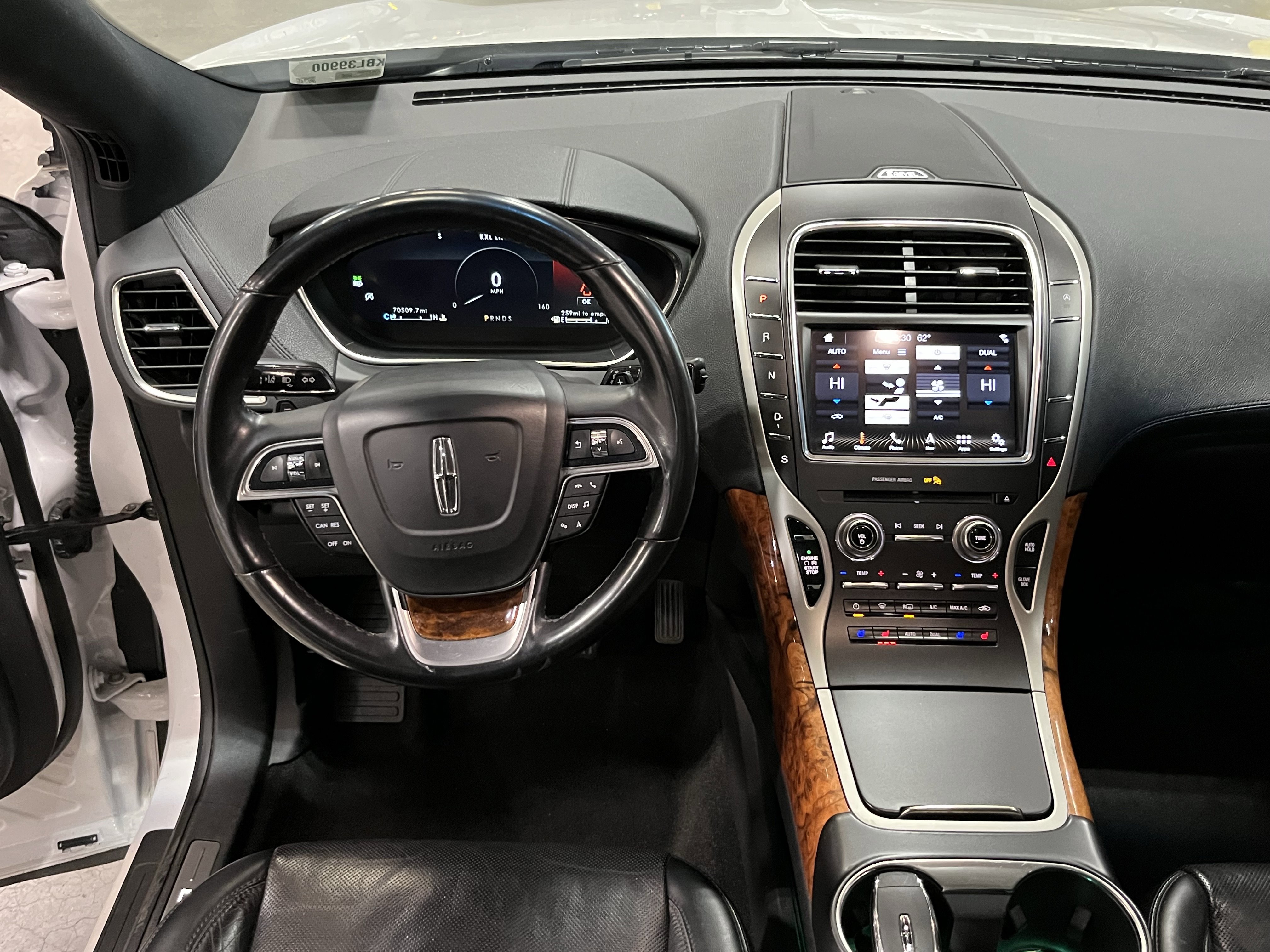 Used 2019 Lincoln Nautilus Reserve image 11
