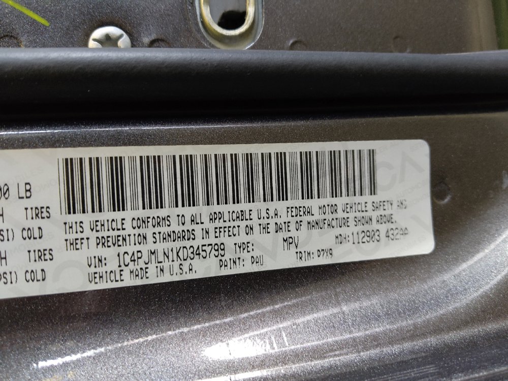 Used 2019 Jeep Cherokee Latitude Plus AWD/4WD image 33