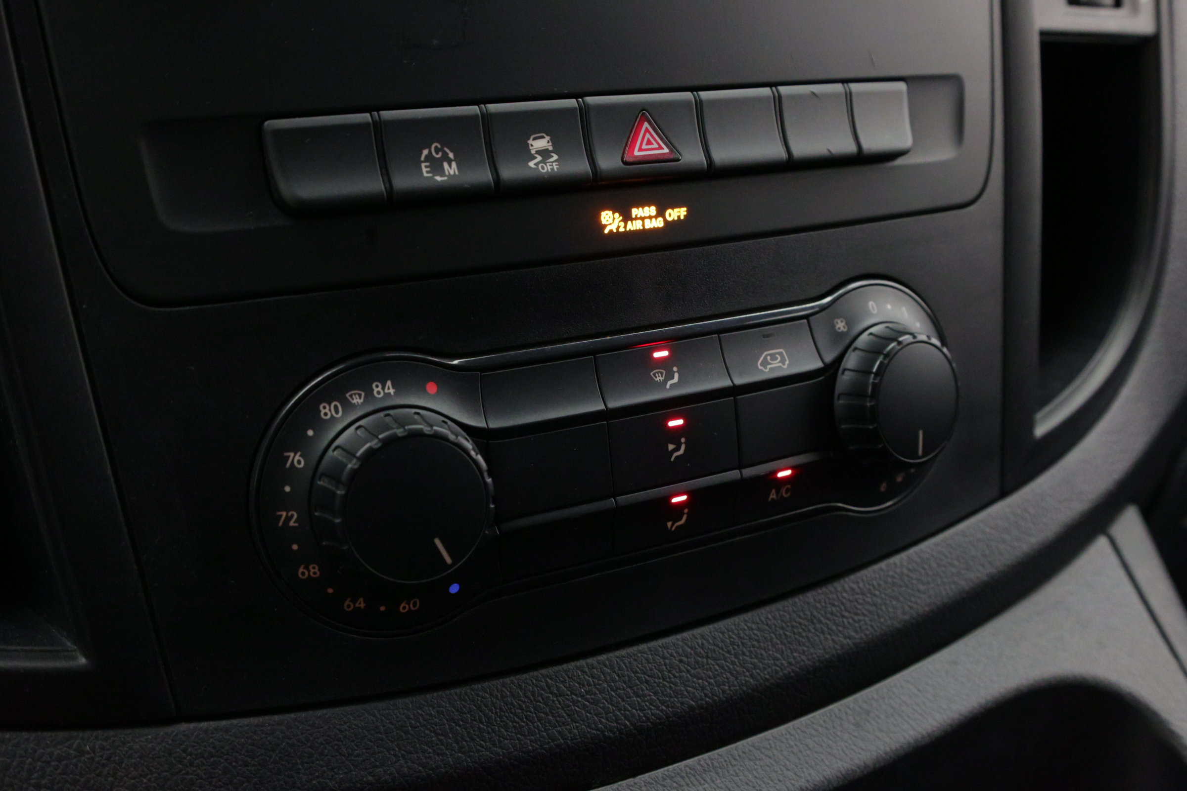 Used 2018 Mercedes-Benz Metris image 14