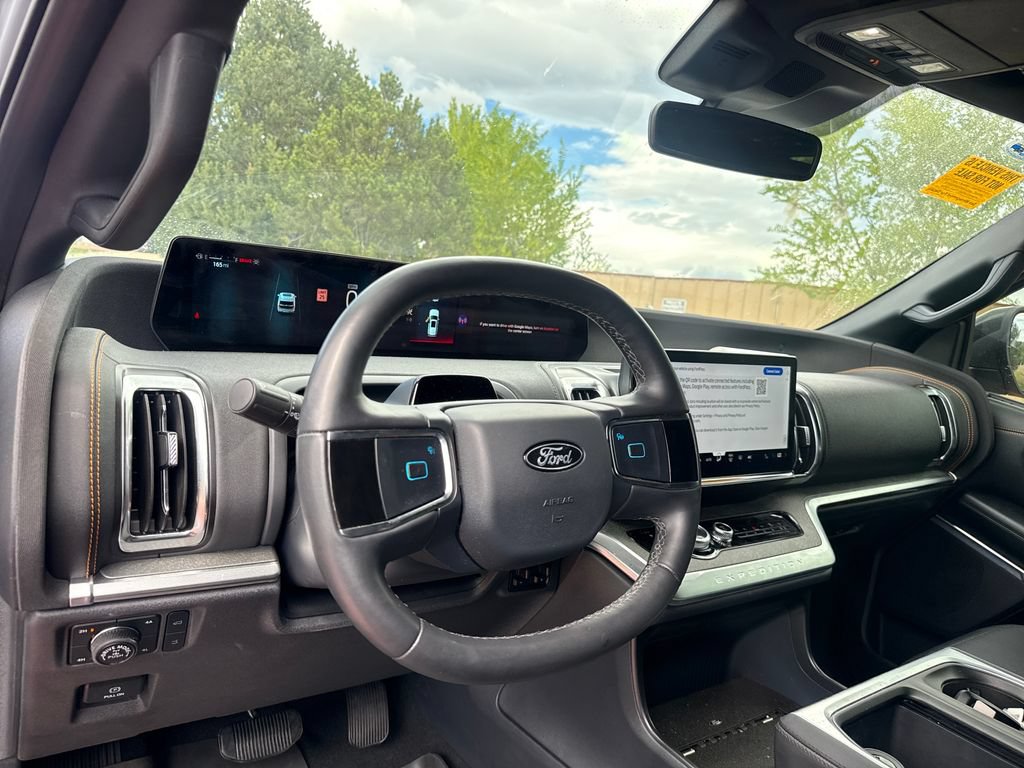 Used 2026 Ford Expedition Tremor AWD/4WD image 15