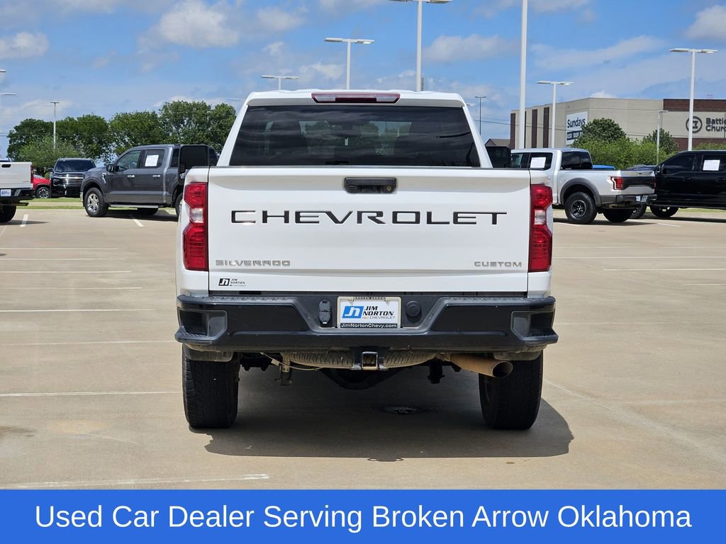 Used 2022 Chevrolet Silverado 2500 Custom RWD image 7