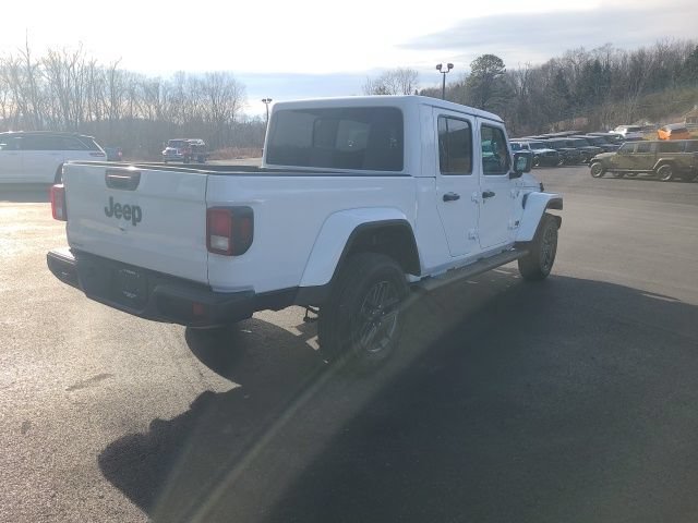 New 2026 Jeep Gladiator Sport AWD/4WD image 6