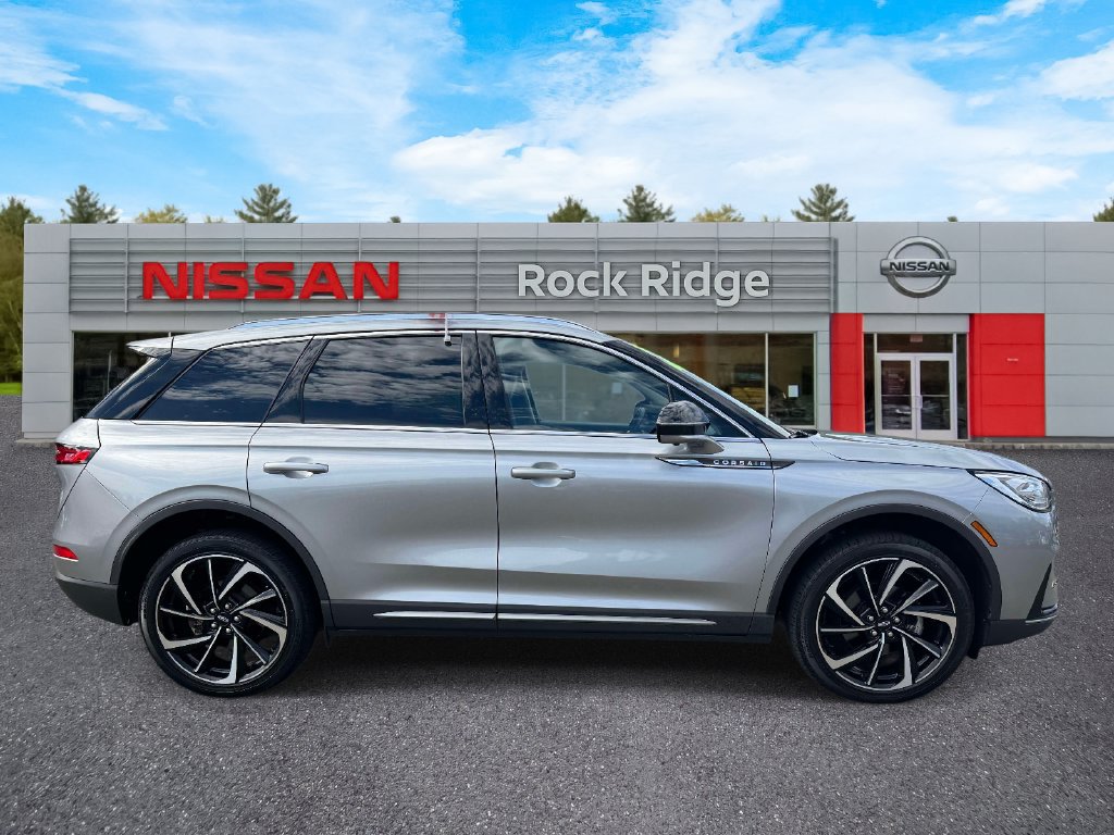 Used 2023 Lincoln Corsair Reserve w/ Equipment Group 201A AWD/4WD image 7