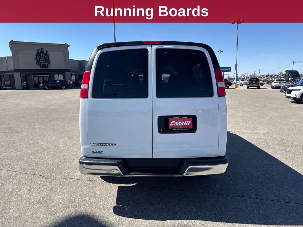 Used 2020 Chevrolet Express 3500 LT w/ LT Preferred Equipment Group RWD image 4