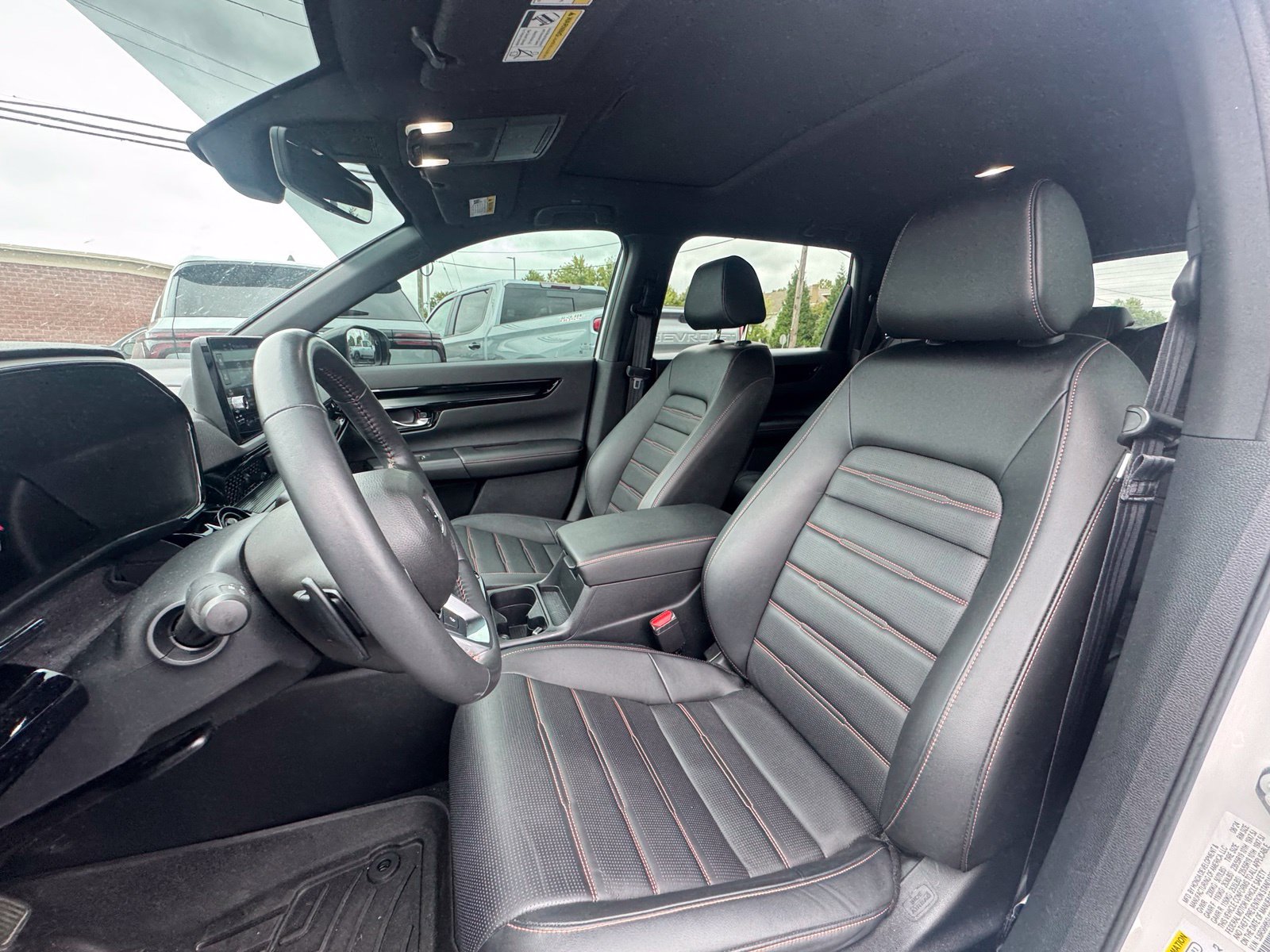 Used 2025 Honda CR-V Sport Touring image 14
