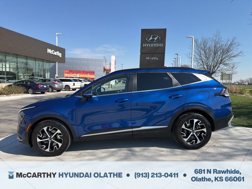 Used 2025 Kia Sportage EX w/ Premium Package FWD image 12