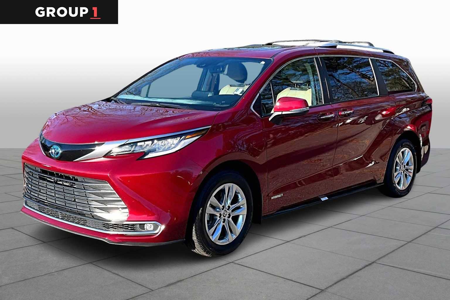 Certified 2021 Toyota Sienna Limited image 1