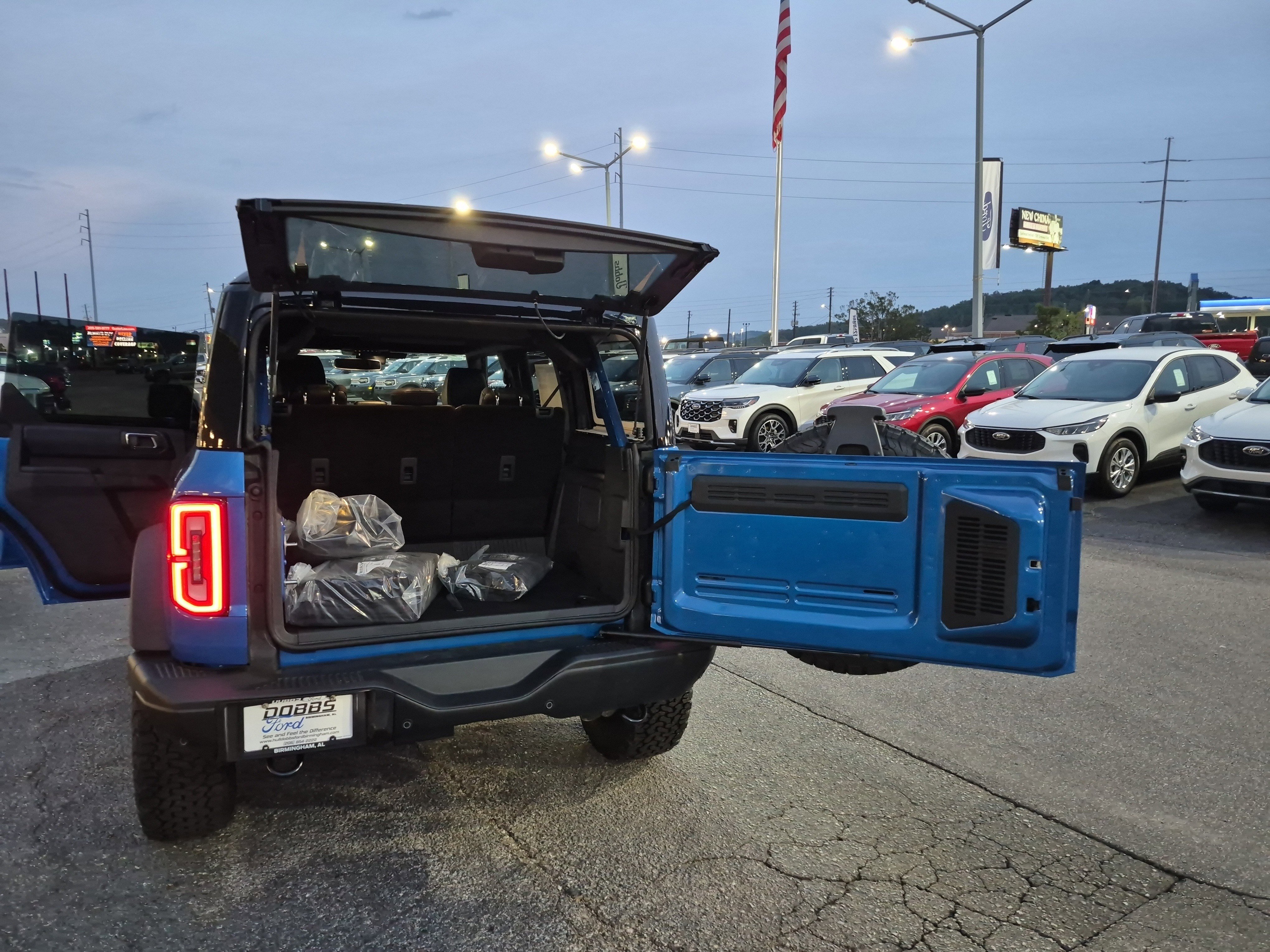 New 2025 Ford Bronco Badlands image 15