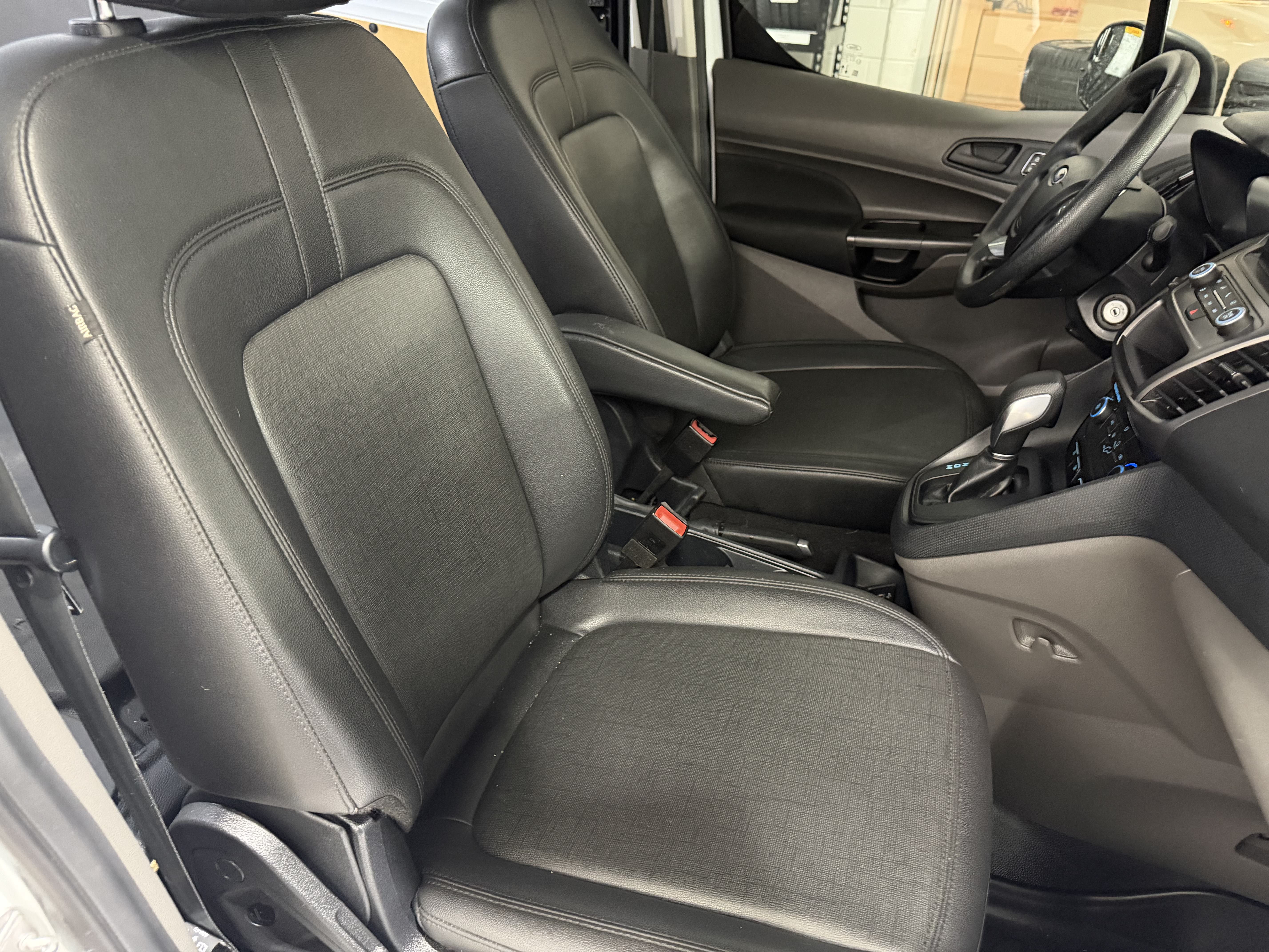 Used 2021 Ford Transit Connect XL FWD image 20
