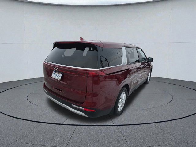 Used 2023 Kia Carnival LX image 5