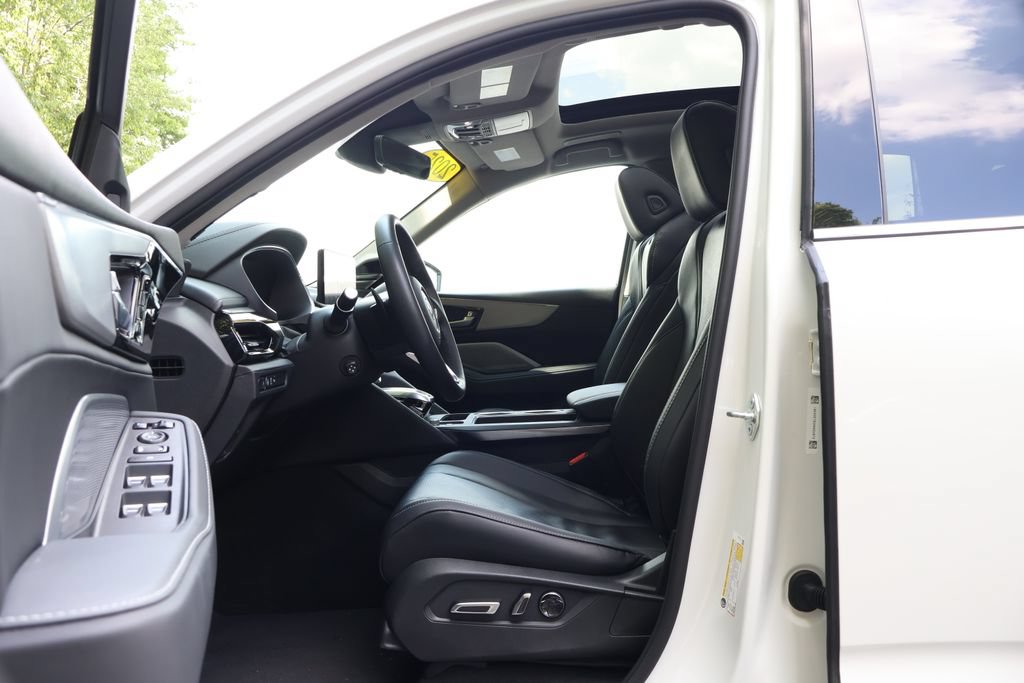 Used 2025 Acura MDX FWD w/ Technology Package image 37