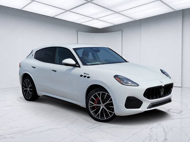 New 2026 Maserati Grecale Modena