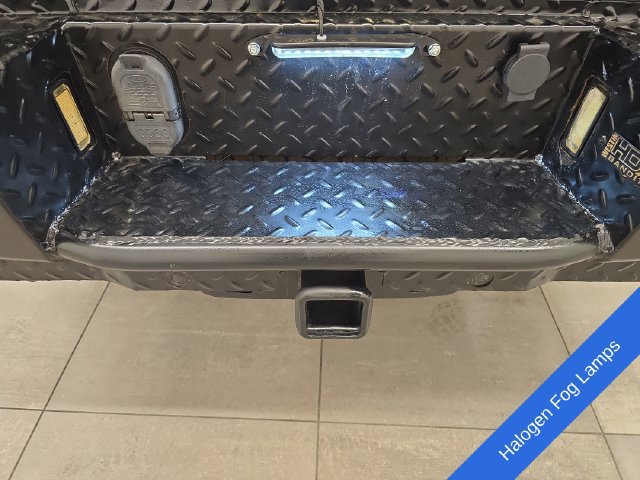 Certified 2020 Ford F250 XLT w/ XLT Premium Package AWD/4WD image 19