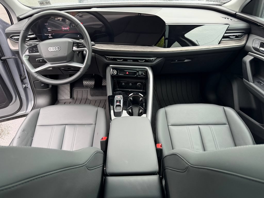 Used 2025 Audi Q5 Premium w/ Convenience Package AWD/4WD image 20
