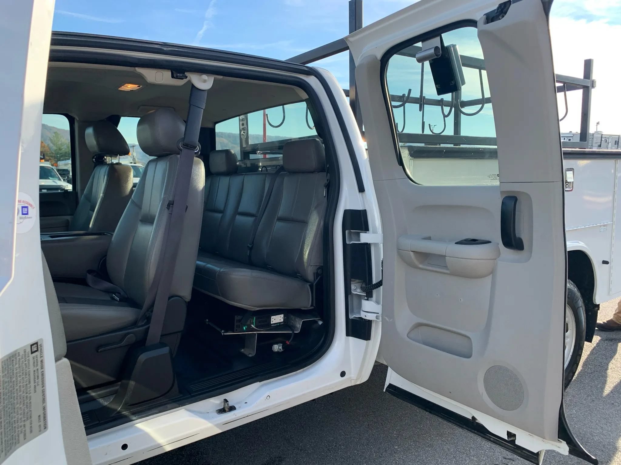 Used 2013 Chevrolet Silverado 3500 W/T RWD image 21
