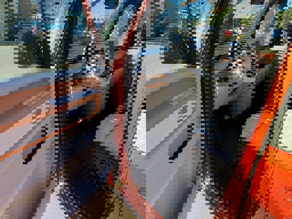 New 2025 Volkswagen ID. Buzz 1st Edition image 15