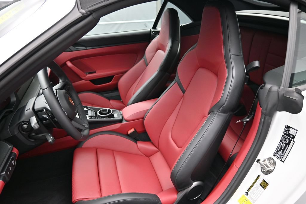 Used 2026 Porsche 911 Carrera GTS RWD image 6