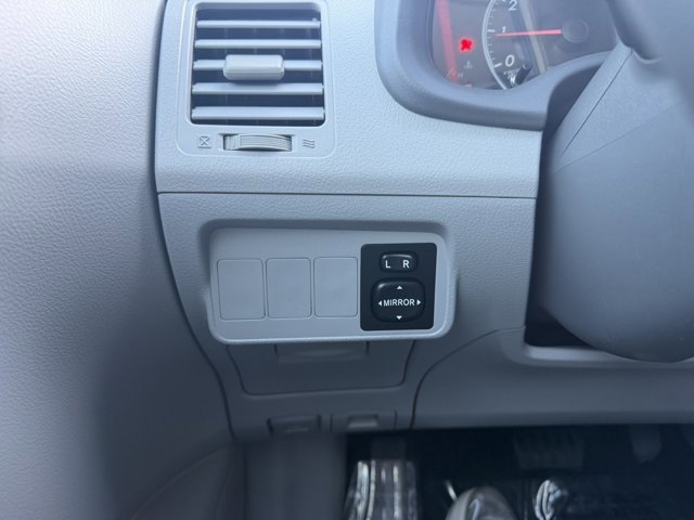 Used 2009 Toyota Corolla LE FWD image 19