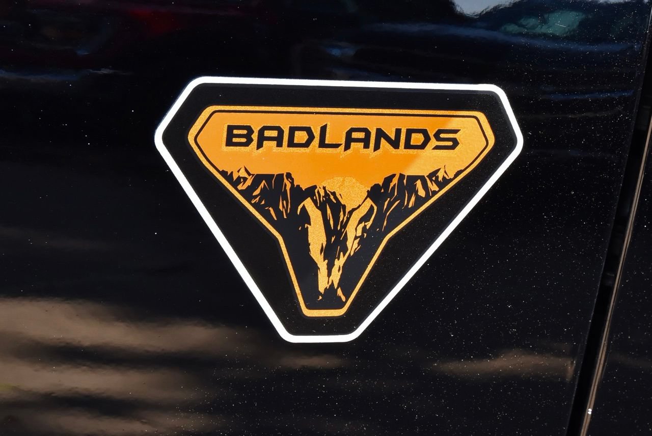Certified 2022 Ford Bronco Badlands AWD/4WD image 47