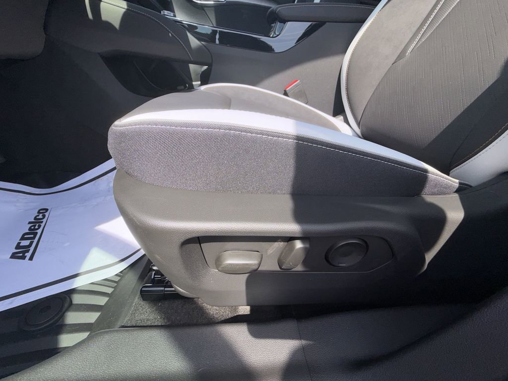 New 2026 Buick Envision Sport Touring image 12