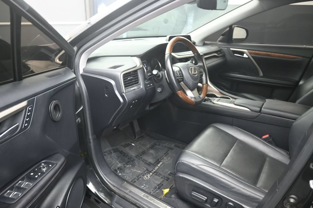 Used 2020 Lexus RX 350L FWD w/ Premium Package image 10