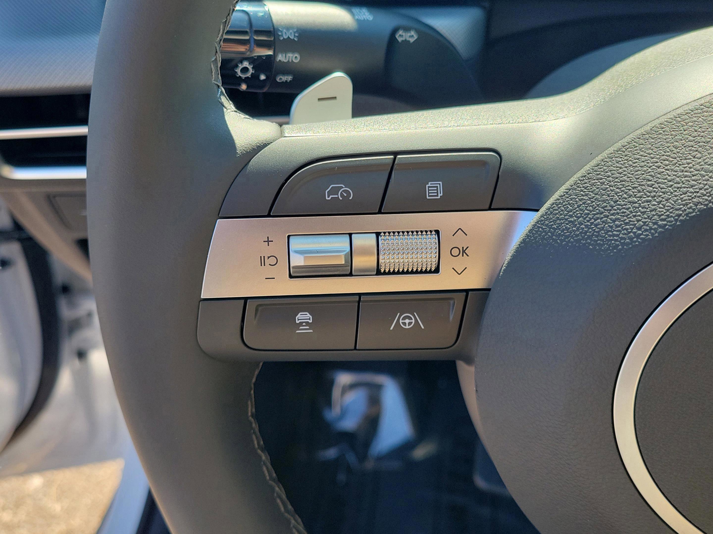 New 2026 Hyundai Sonata SEL FWD image 35