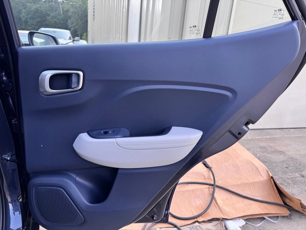 New 2026 Hyundai Venue SEL FWD image 19