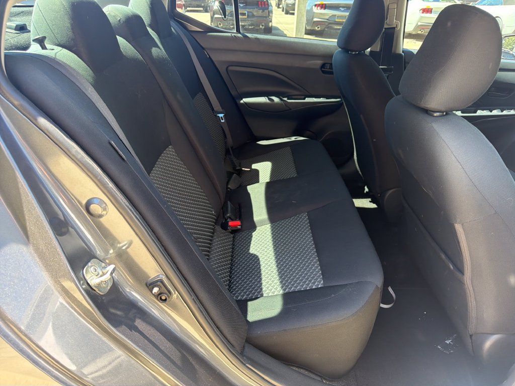 Used 2020 Nissan Versa S FWD image 28
