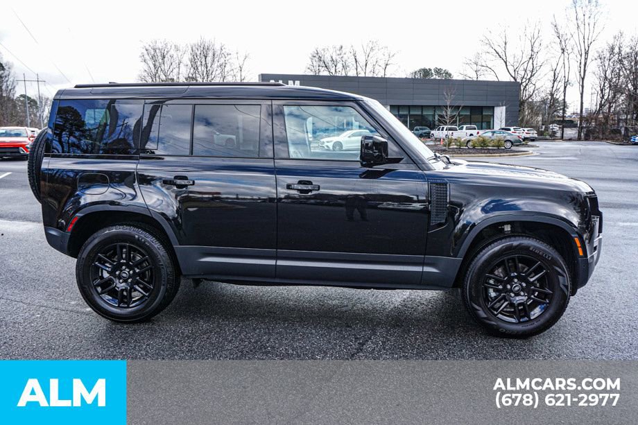 Used 2025 Land Rover Defender 110 S AWD/4WD image 9