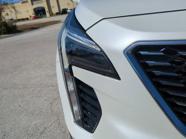 Used 2021 Cadillac XT4 Luxury w/ Driver Awareness Package image 10