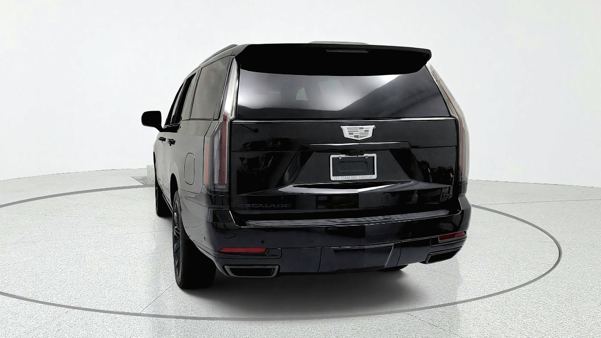 New 2026 Cadillac Escalade Platinum Sport w/ LPO, ONYX Package AWD/4WD image 4