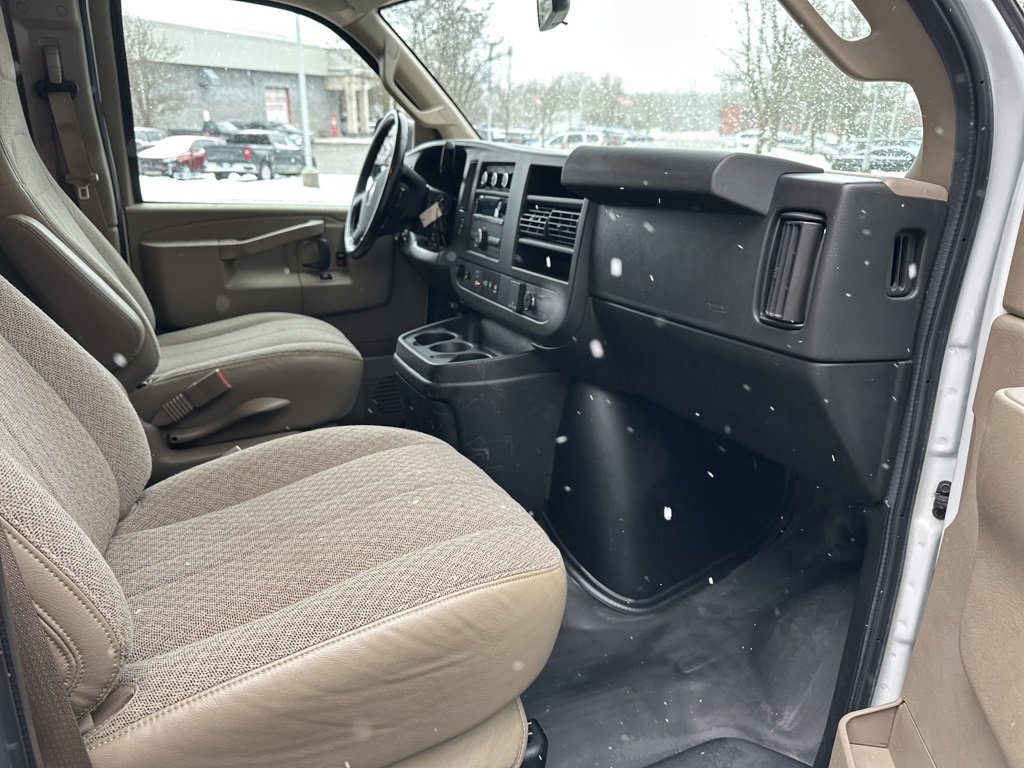 Used 2021 Chevrolet Express 2500 w/ Driver Convenience Package image 22