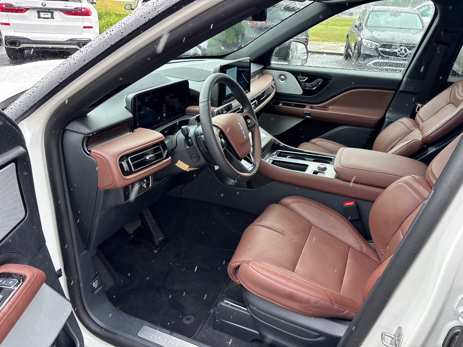 New 2026 Lincoln Aviator Reserve AWD/4WD image 24