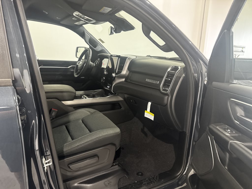 New 2026 RAM 1500 Big Horn AWD/4WD image 23
