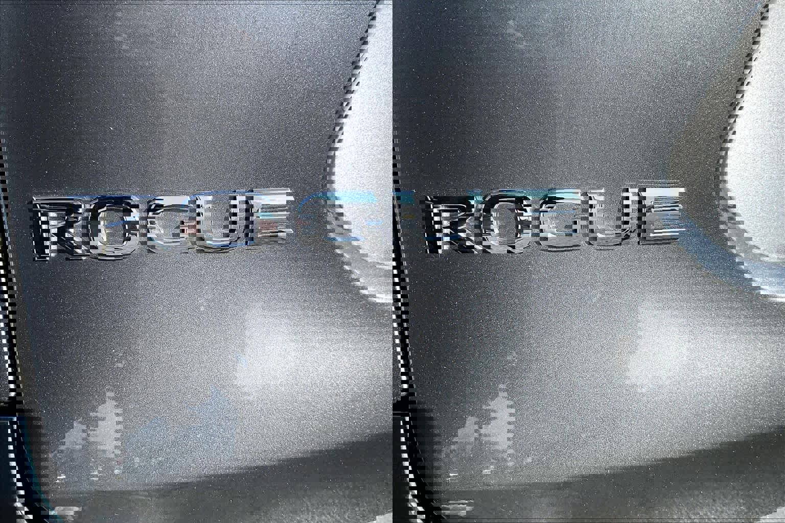 Used 2019 Nissan Rogue SV image 30