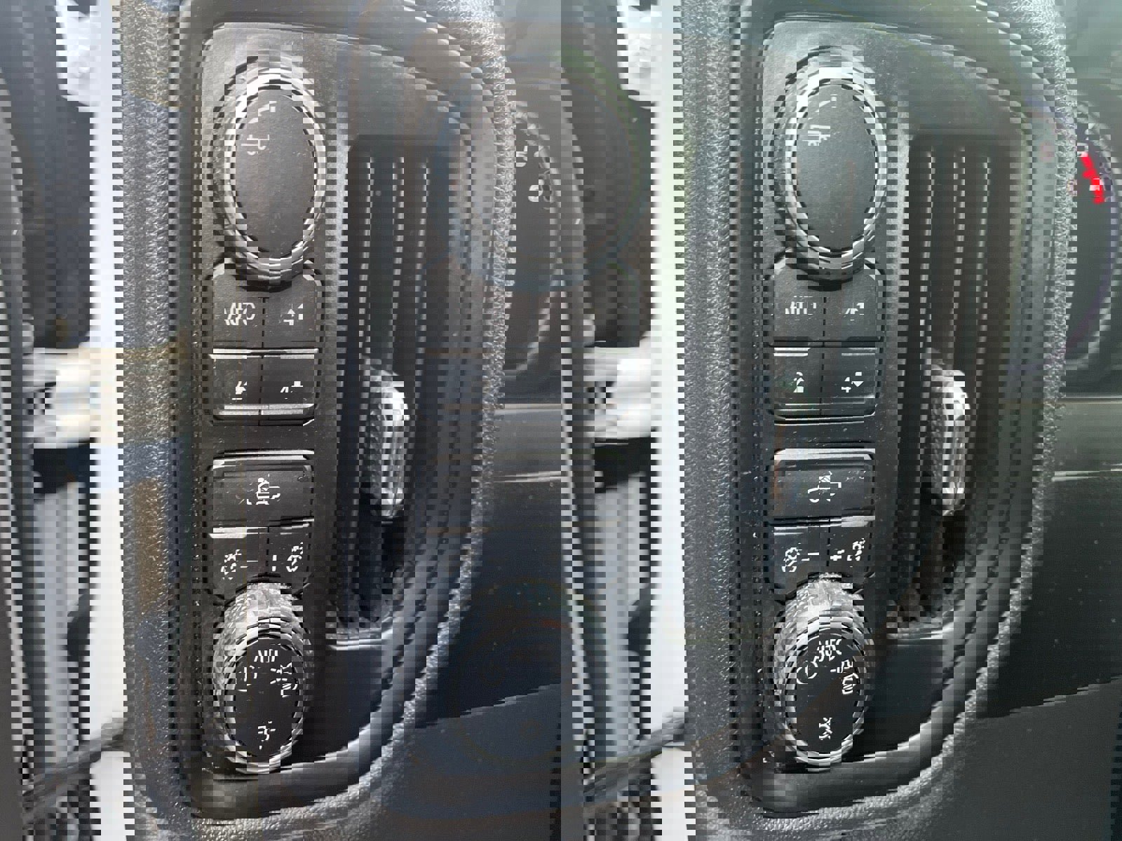 Used 2019 Chevrolet Silverado 1500 Custom Trail Boss w/ Custom Convenience Package image 20