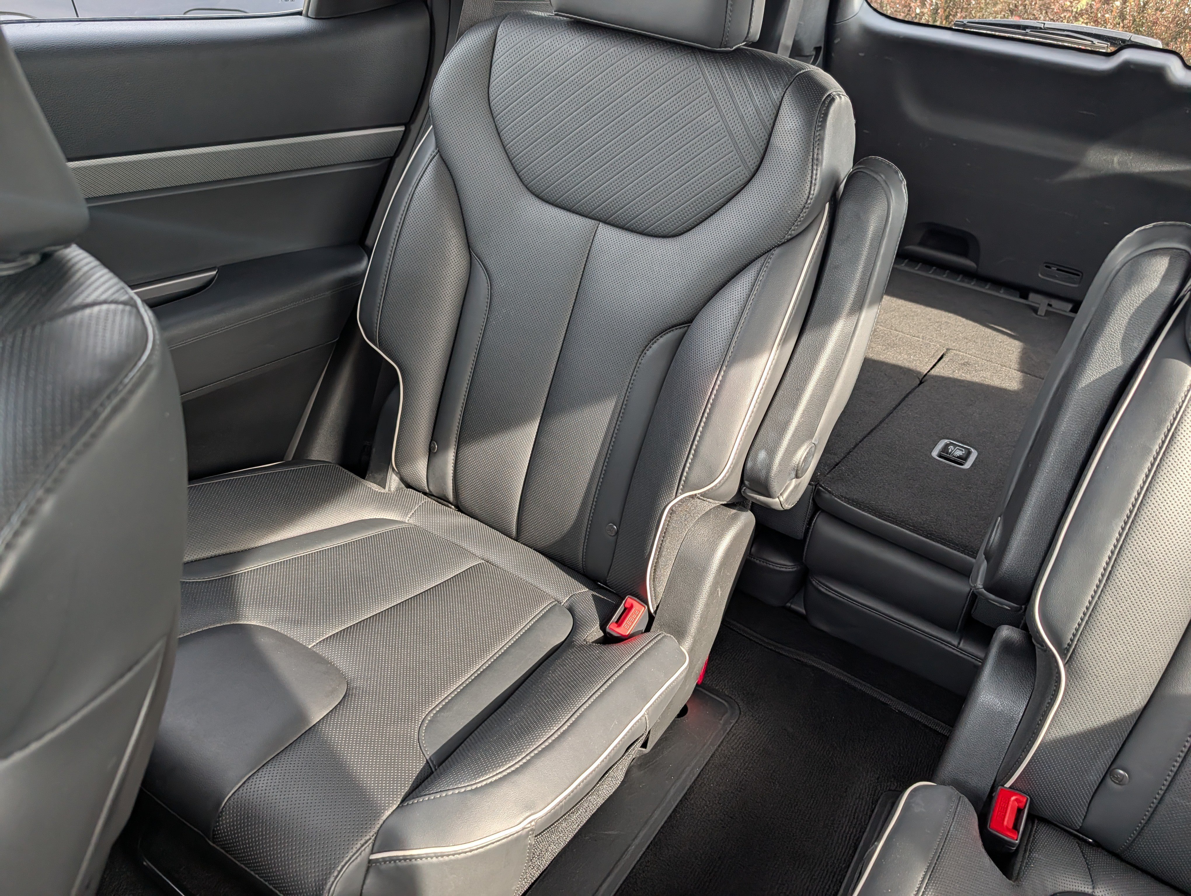 Certified 2025 Hyundai Palisade SEL AWD/4WD image 12