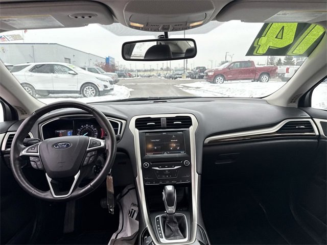 Used 2014 Ford Fusion SE w/ Equipment Group 202A image 19