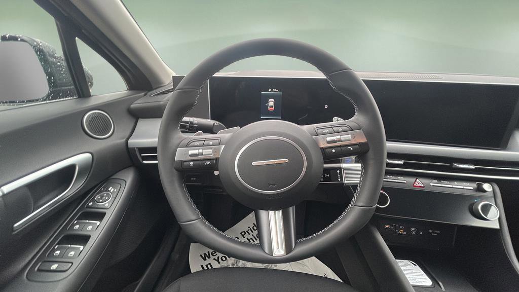 New 2026 Hyundai Sonata SEL FWD image 13