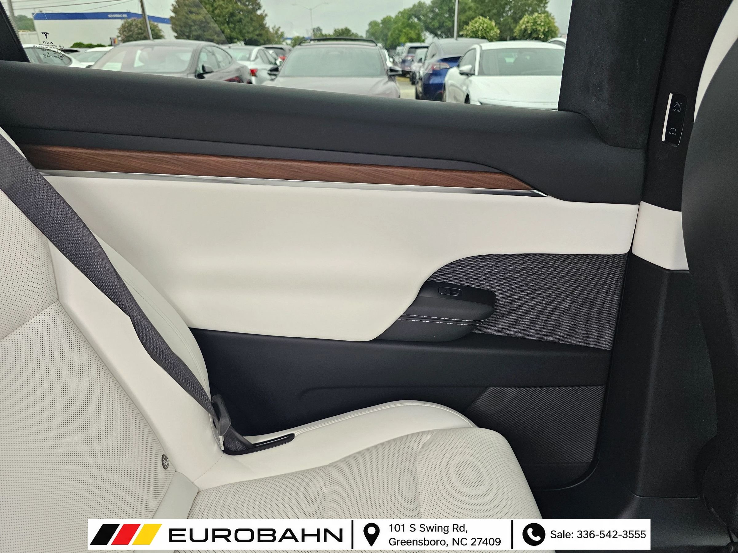 Used 2022 Tesla Model X AWD/4WD image 23