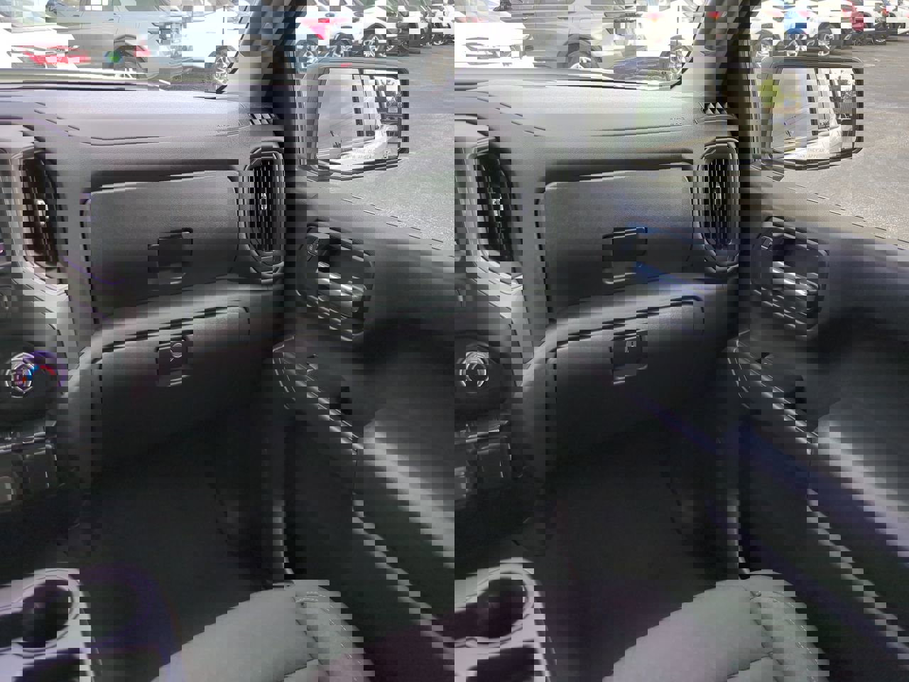 Certified 2023 Chevrolet Silverado 1500 Custom image 17