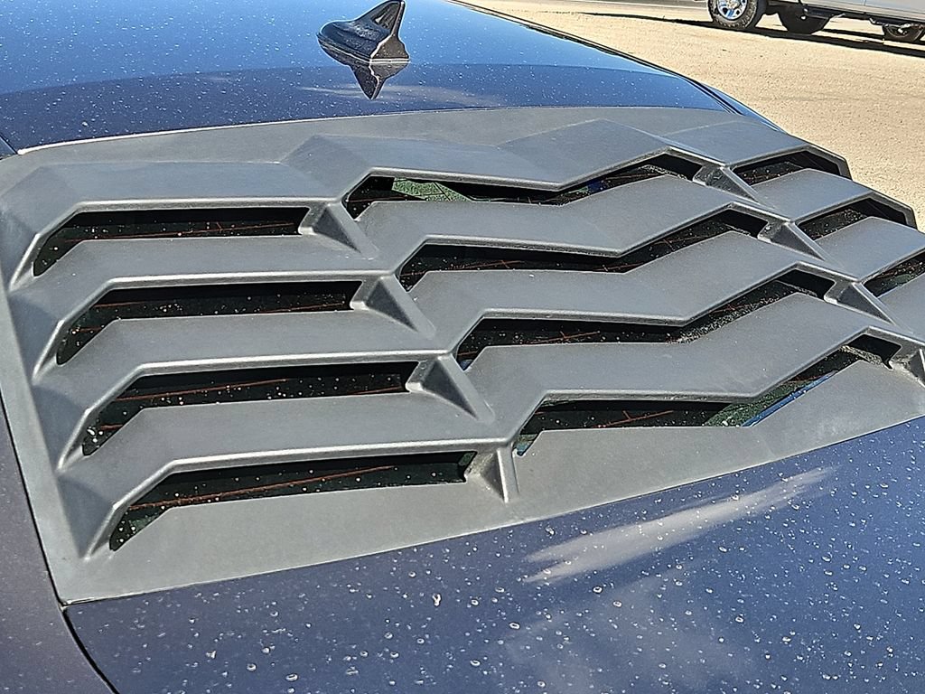 Used 2023 Dodge Challenger SXT RWD image 10
