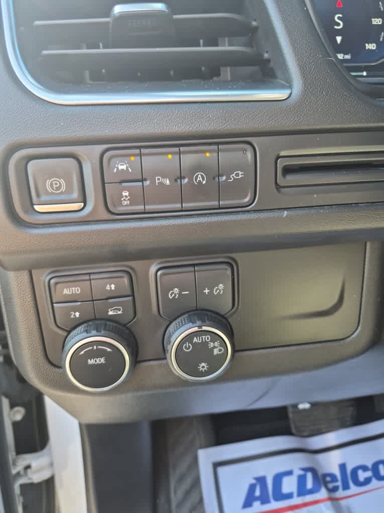 Used 2022 Chevrolet Tahoe LT AWD/4WD image 13