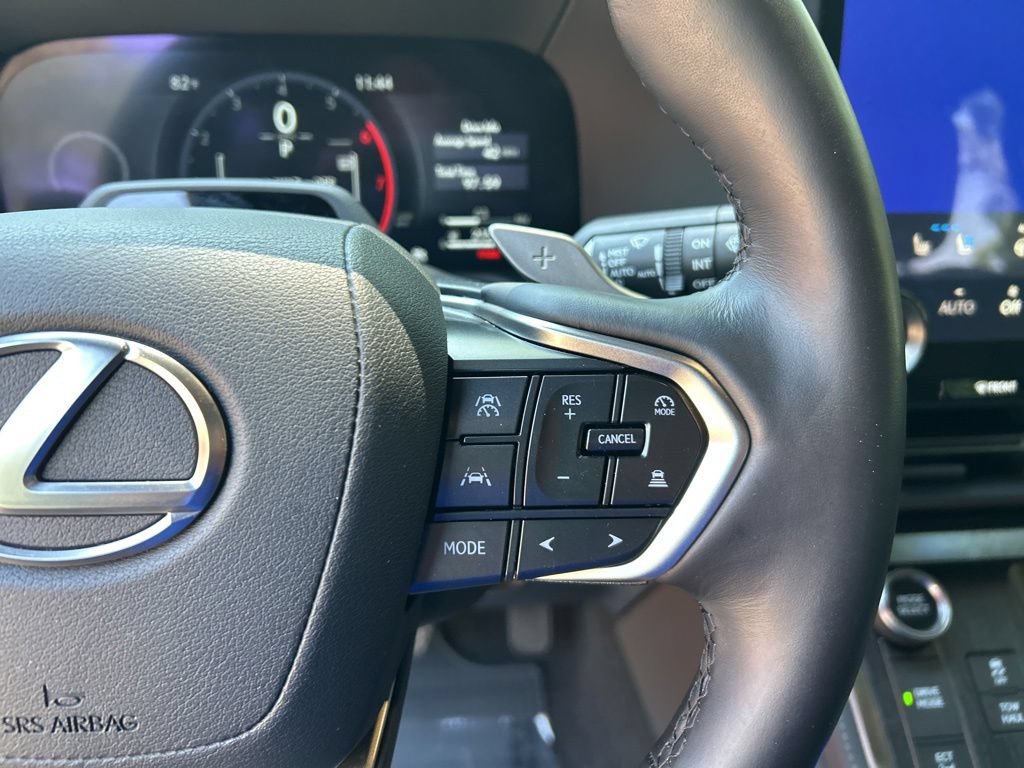Used 2025 Lexus GX 550 w/ Cold Area Package AWD/4WD image 23