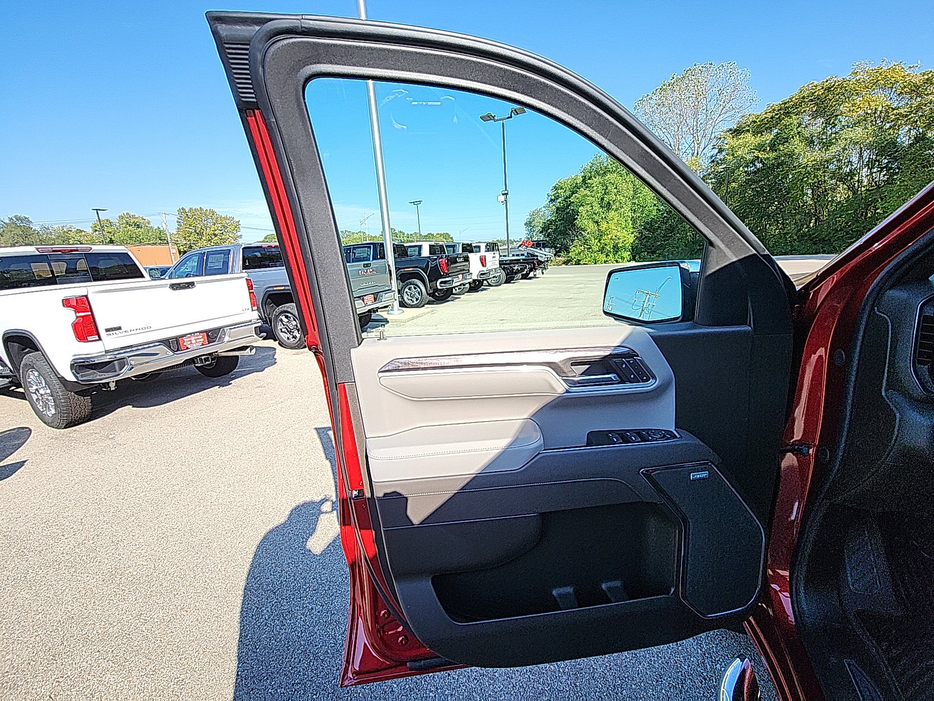 New 2026 Chevrolet Silverado 1500 LTZ w/ Technology Package image 13