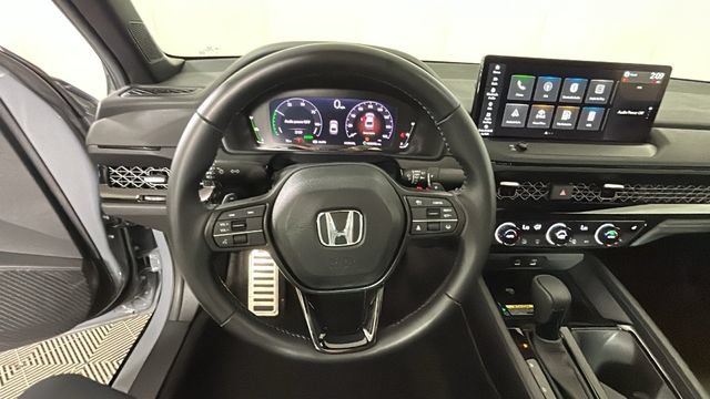 Used 2025 Honda Accord Sport image 14