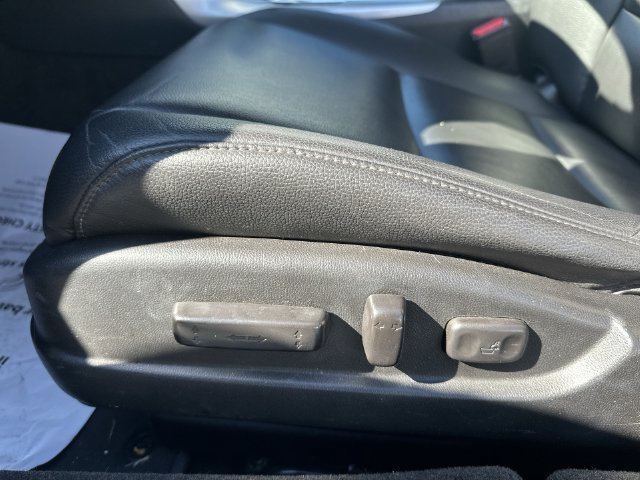 Used 2016 Acura TLX FWD image 17