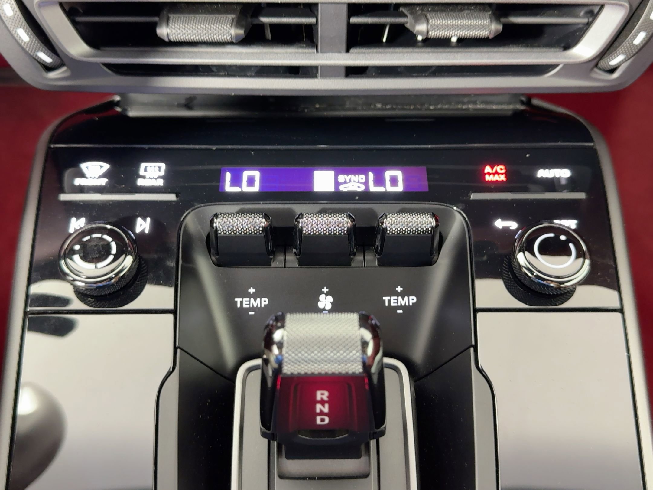 Certified 2022 Porsche 911 Carrera image 17