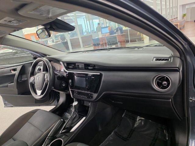 Used 2017 Toyota Corolla LE FWD image 15