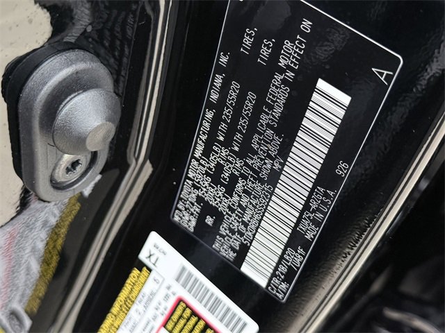 Certified 2025 Toyota Highlander Limited image 45